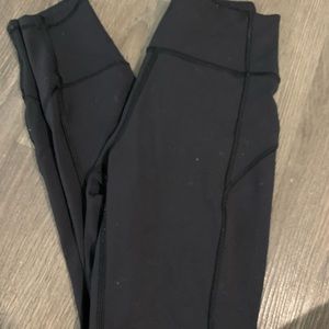 Lululemon in movement leggings